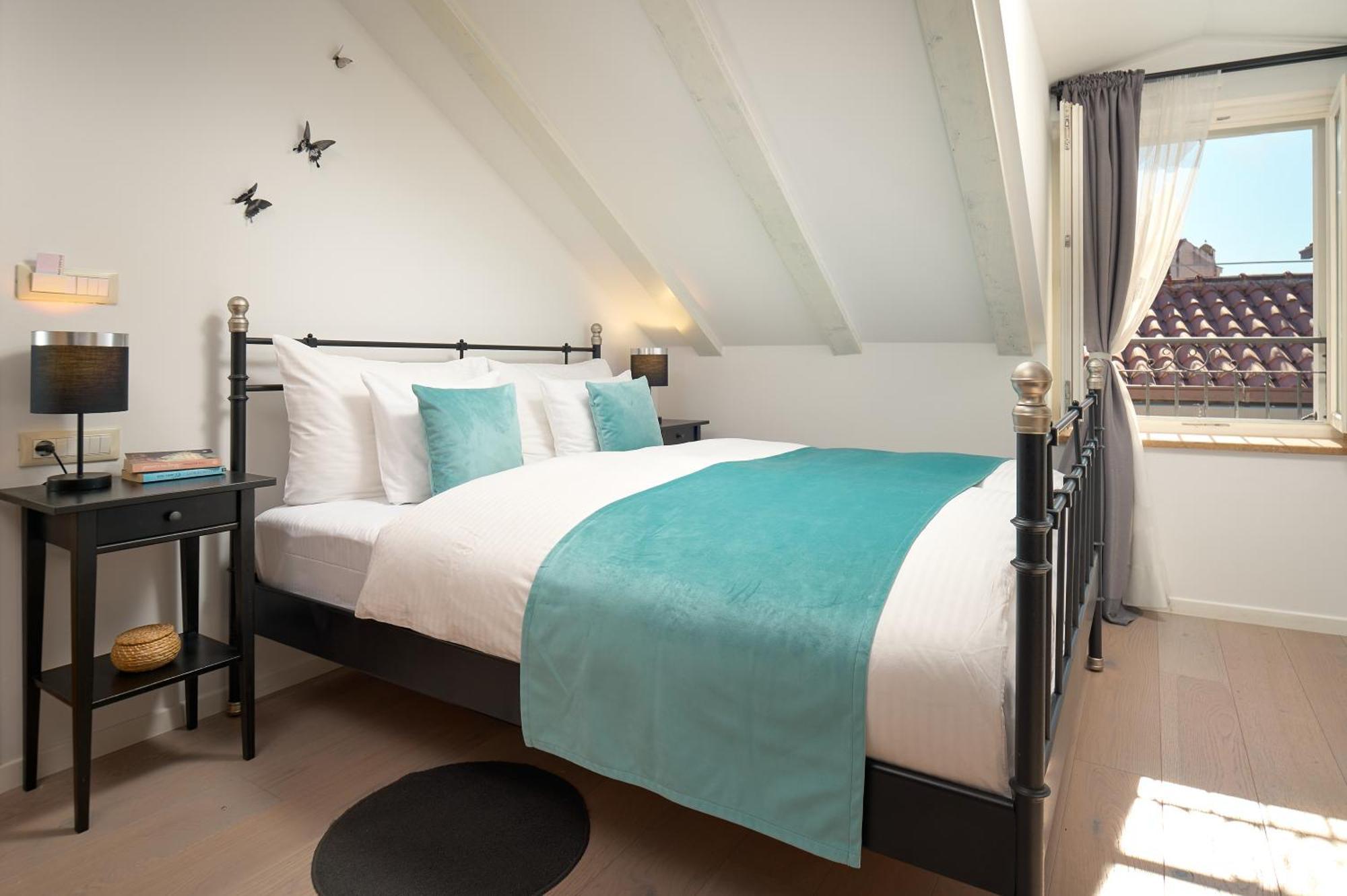 Perla Luxury Rooms Сплит Екстериор снимка